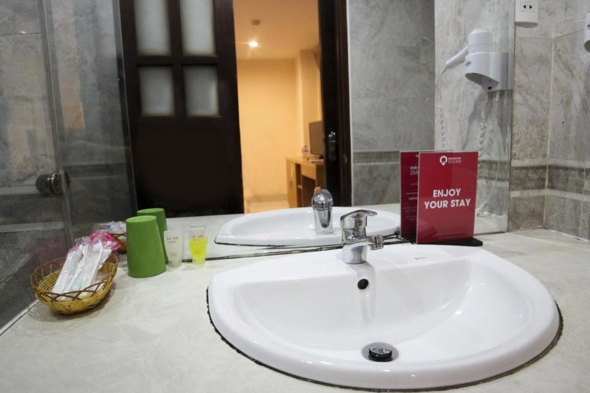 Hotel Morning Dinh Tien Hoang Ho Chi Minh City